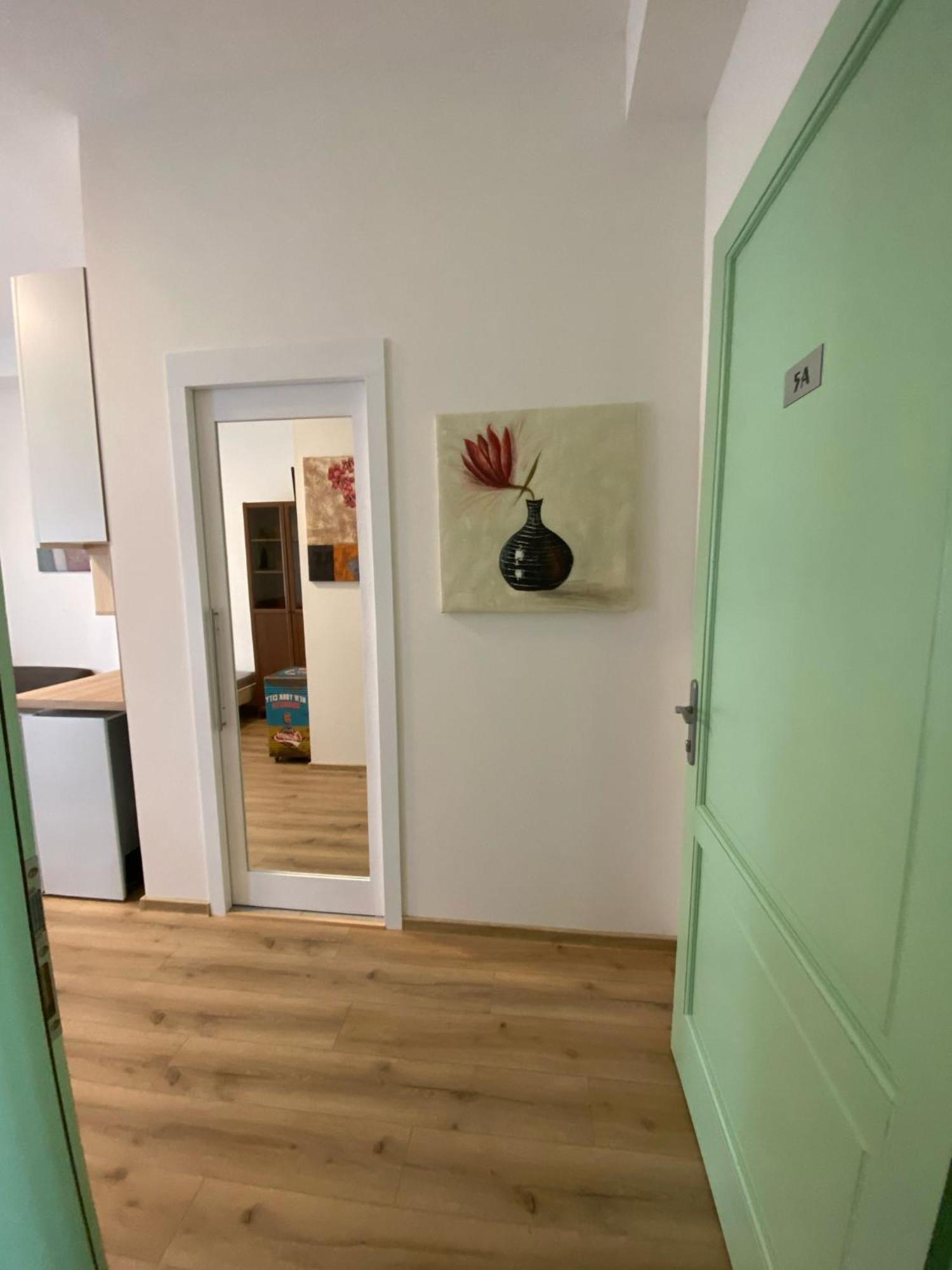 Garsoniera Ostrava City Centr, Na Hradbach 118 Екстериор снимка