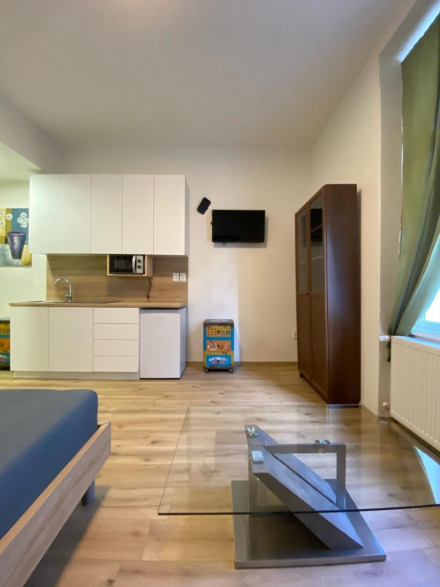 Garsoniera Ostrava City Centr, Na Hradbach 118 Екстериор снимка