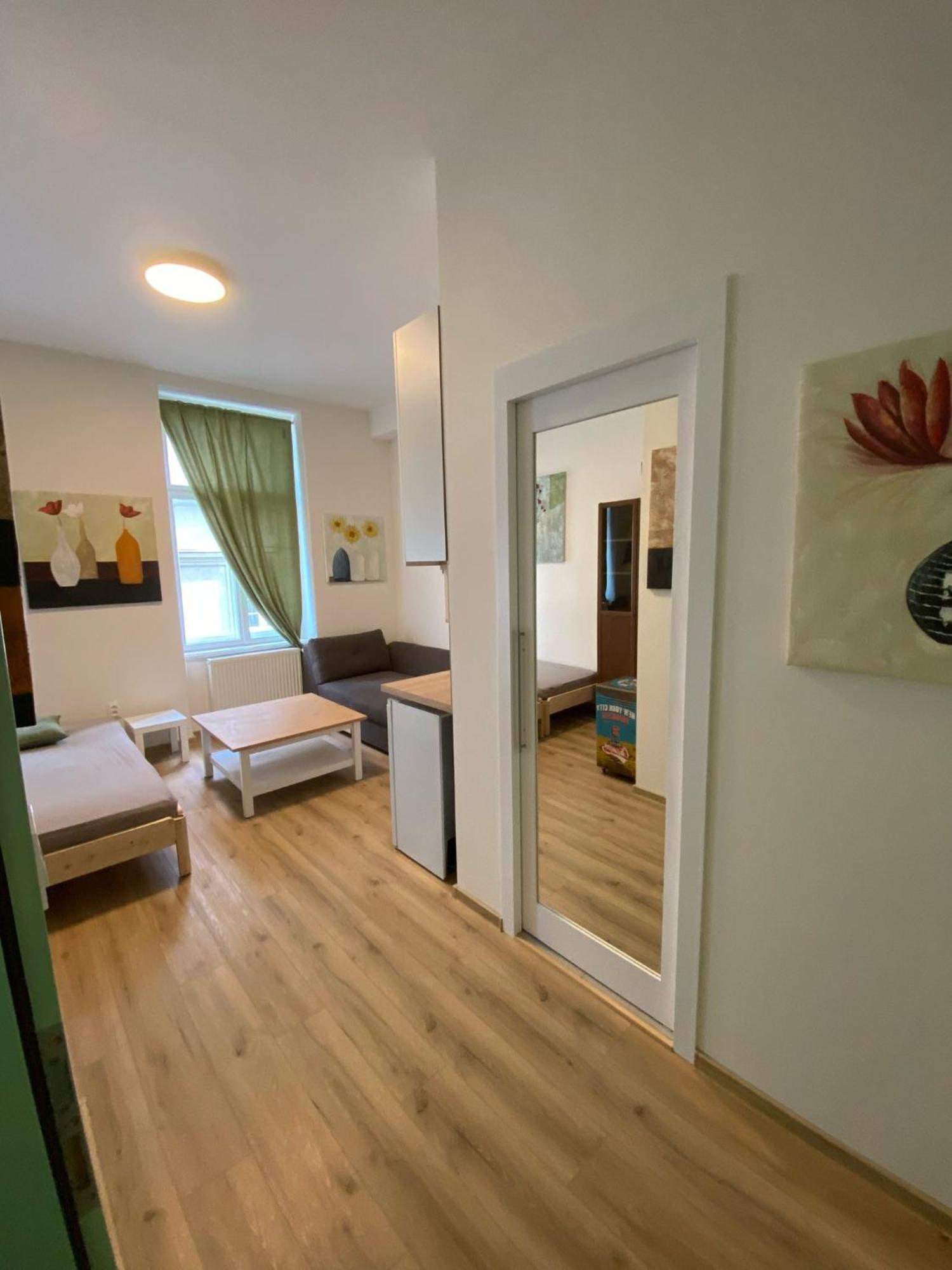 Garsoniera Ostrava City Centr, Na Hradbach 118 Екстериор снимка