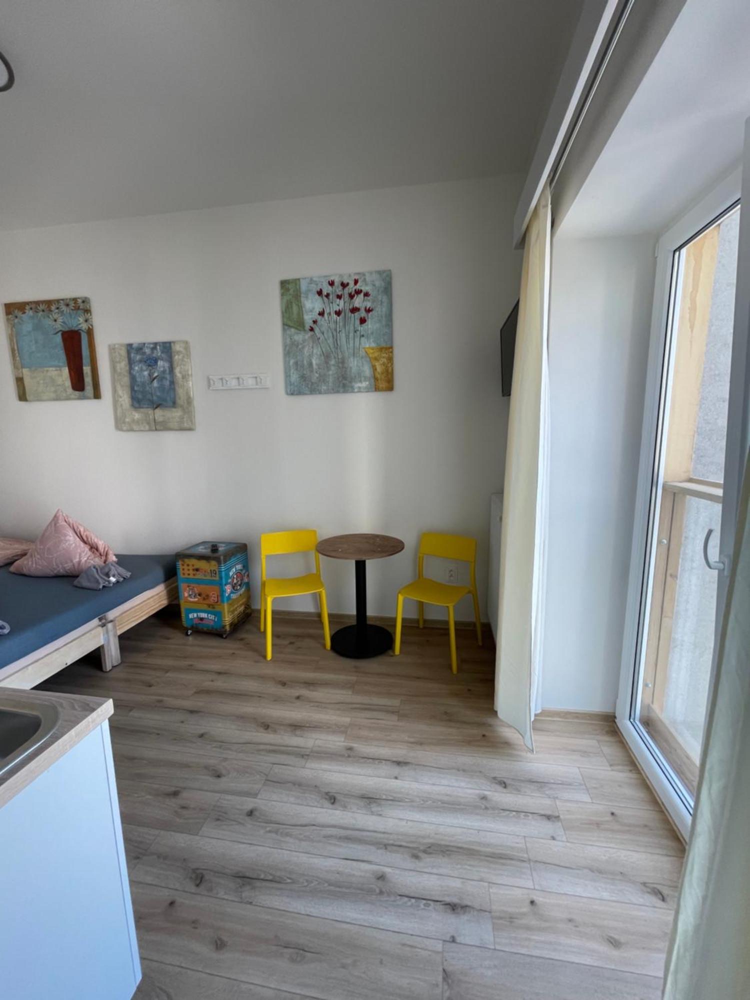 Garsoniera Ostrava City Centr, Na Hradbach 118 Екстериор снимка