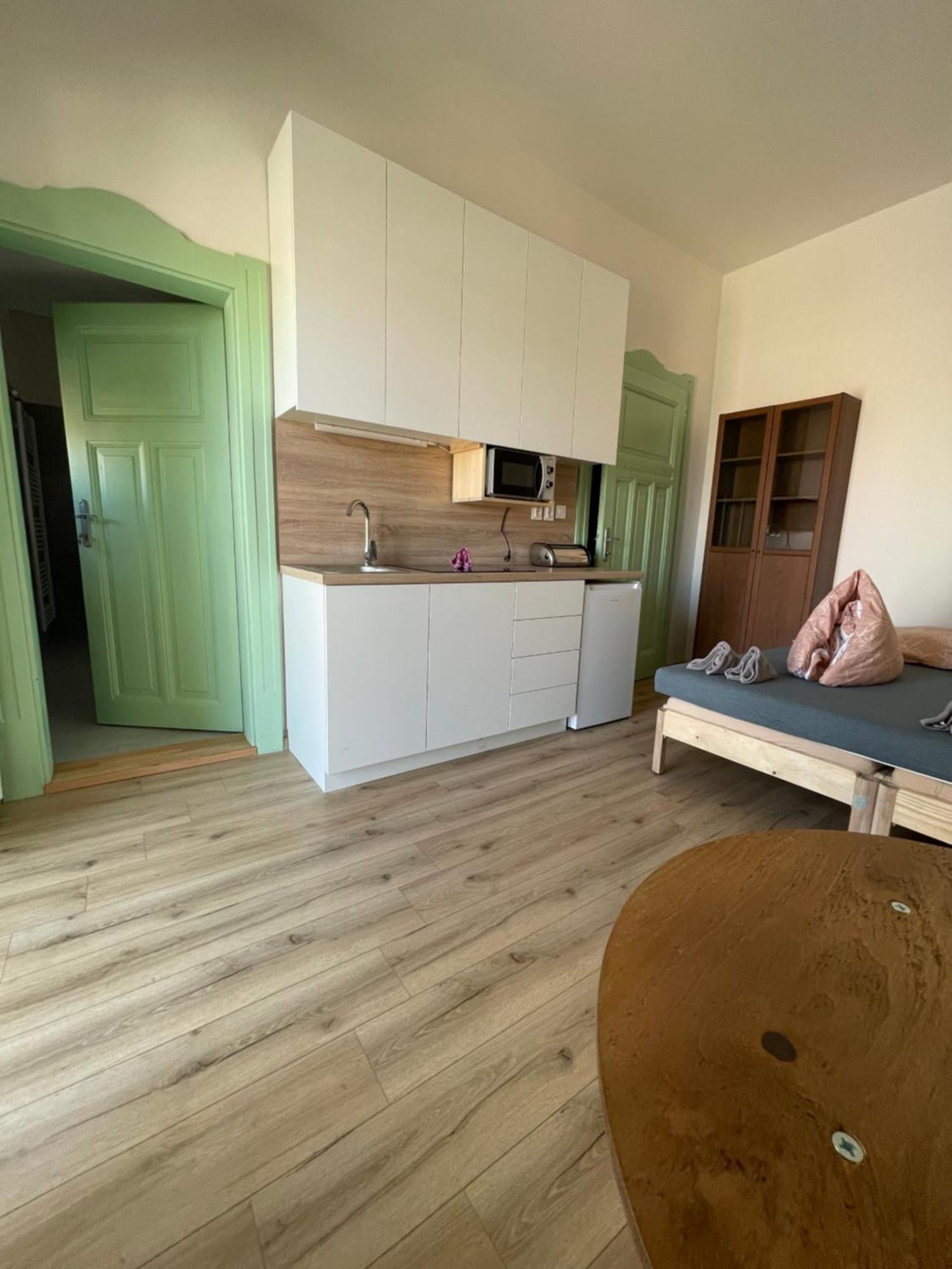 Garsoniera Ostrava City Centr, Na Hradbach 118 Екстериор снимка