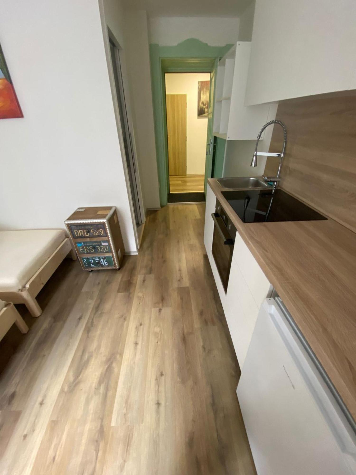 Garsoniera Ostrava City Centr, Na Hradbach 118 Екстериор снимка