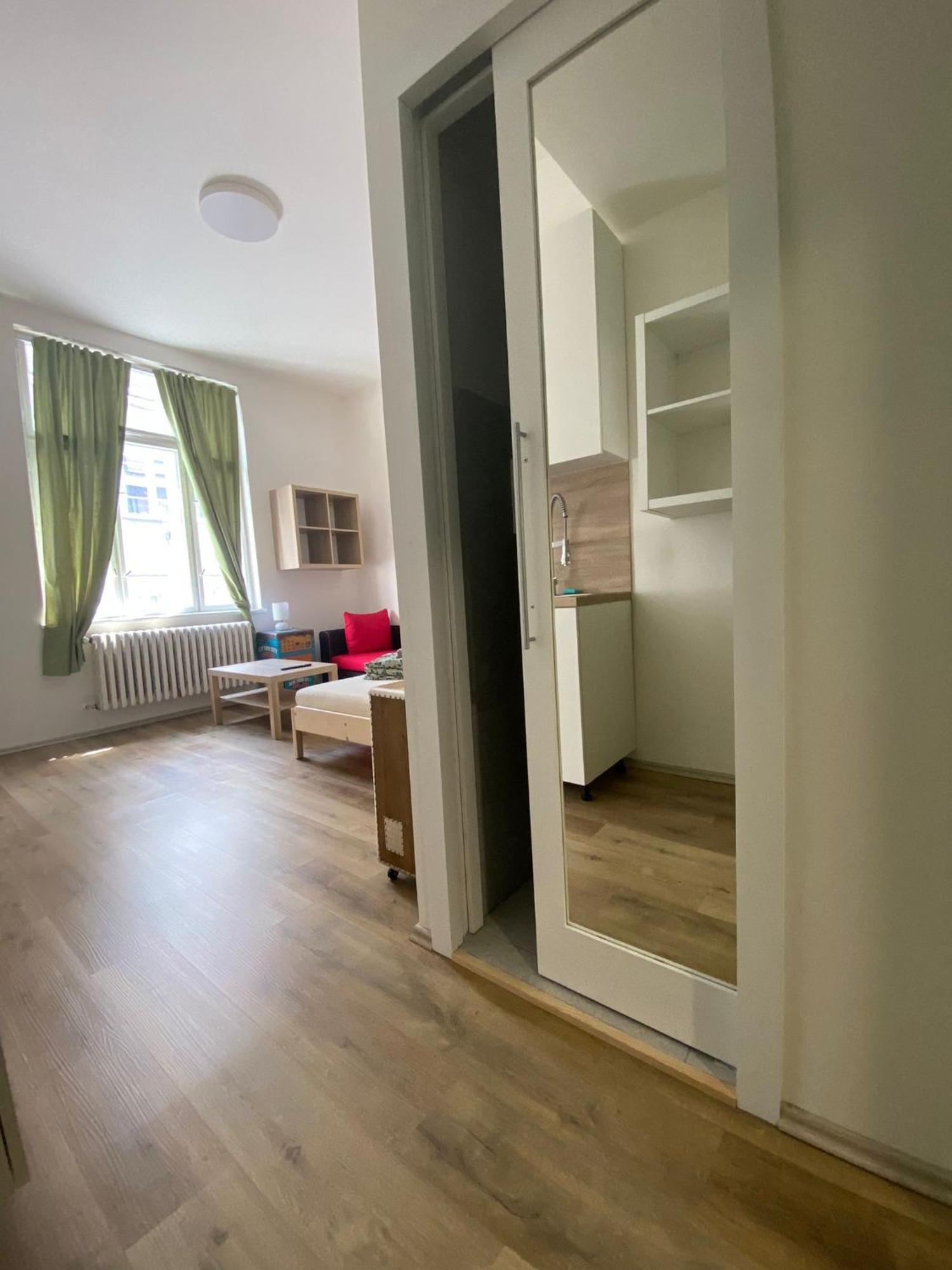 Garsoniera Ostrava City Centr, Na Hradbach 118 Екстериор снимка